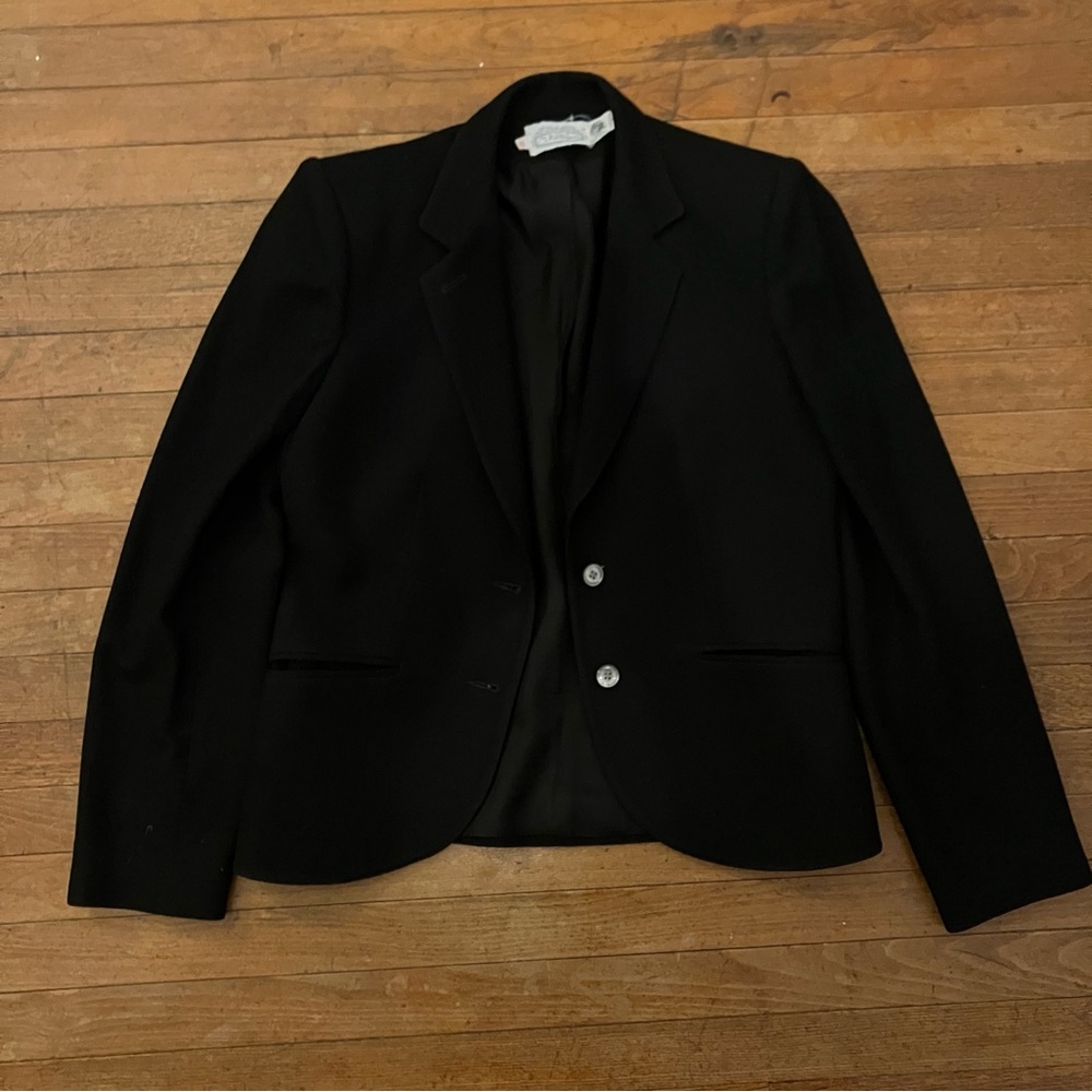 Villager Classic Black Women's Blazer 100% Wool
